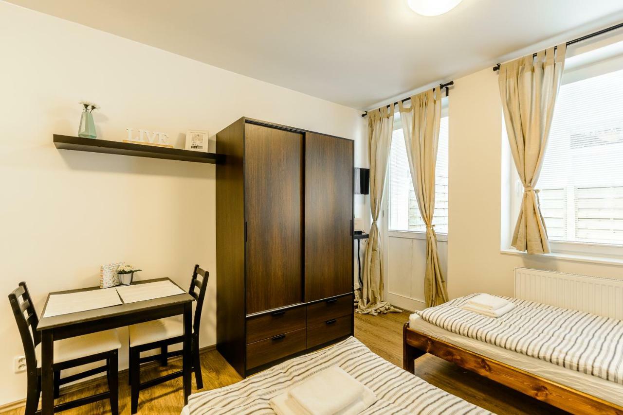 Zizkov Cosy Studio Apartments Prague Exterior photo