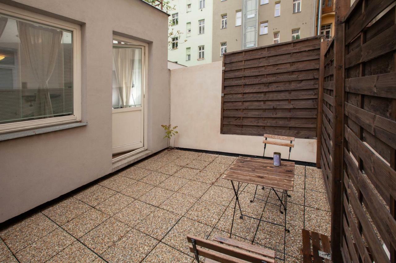 Zizkov Cosy Studio Apartments Prague Exterior photo